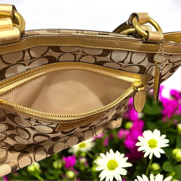 Coach Penelope Signature Jacquard Tote Bag Carryall W/ Original Dust Bag EUC - Picture 14 of 14